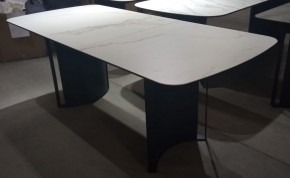 Стол RASMUS 160 TL-45 Белый мрамор, испанская керамика / черный каркас, ®DISAUR в Дегтярске - degtyarsk.ok-mebel.com | фото 2