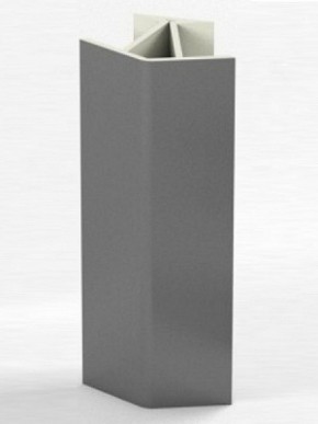 Угловое соединение для цоколя 135 гр. h100 мм (Алюминий, Белый, Черный, Сонома) в Дегтярске - degtyarsk.ok-mebel.com | фото 1